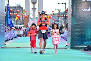 BIB: 3146
                            <button type="button" onclick="openModal(21800325)" class="btn btn-primary btn-sm float-right btn-popup" data-toggle="modal" data-target=".modal-high-quality">
                        <i class="fas fa-shopping-cart"></i> Add to Cart
                    </button>
                                            <button type="button" onclick="isThisMe(21800325, true)" class="btn btn-success btn-sm float-right btn-popup btn-isme hidden" data-toggle="tooltip" data-placement="bottom" title="นี่คือรูปของคุณใช่ไหม คลิกที่นี่เพื่อเอาเข้าอัลบั้ม">
                        <i class="fas fa-plus"></i> Add to album
                    </button>
                    <button type="button" onclick="isThisMe(21800325, false)" class="btn btn-warning btn-sm float-right btn-popup btn-isnotme hidden">
                        <i class="fas fa-ban"></i> Remove from album
                    </button>